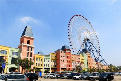 大型商場摩天輪安裝案例