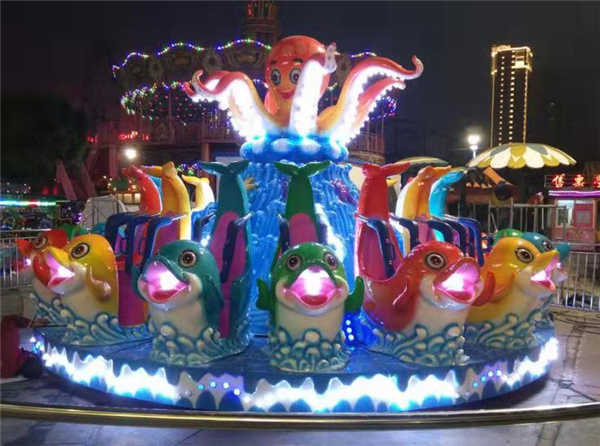 海底探險(xiǎn)夜景