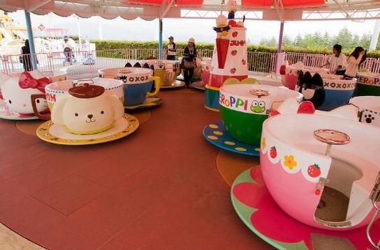 蹦床游樂設(shè)備