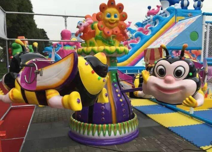 新型兒童游樂設(shè)備實拍