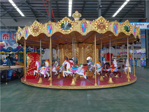 大型豪華轉(zhuǎn)馬