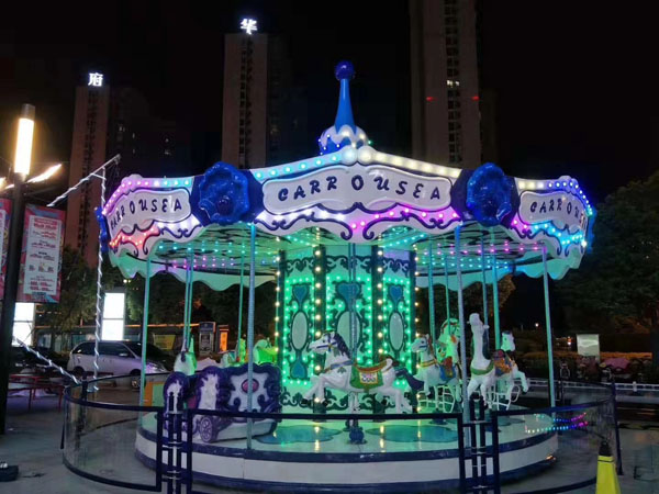 主題樂園豪華轉馬