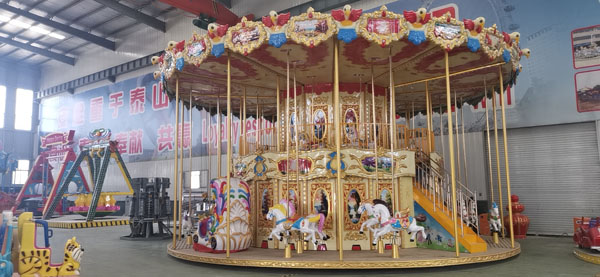 雙層轉(zhuǎn)馬